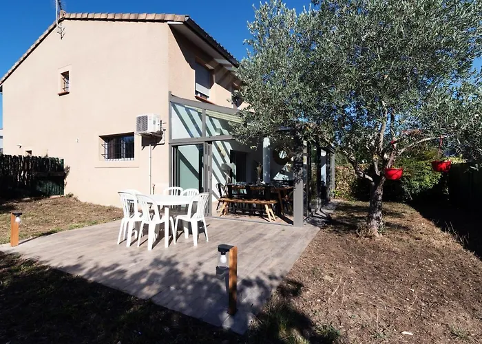 Guilhermy - Maison Contemporaine Avec Jardin Holiday home