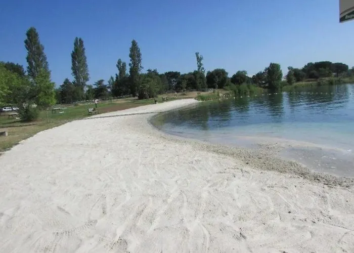 Guilhermy - Maison Contemporaine Avec Jardin Holiday home *